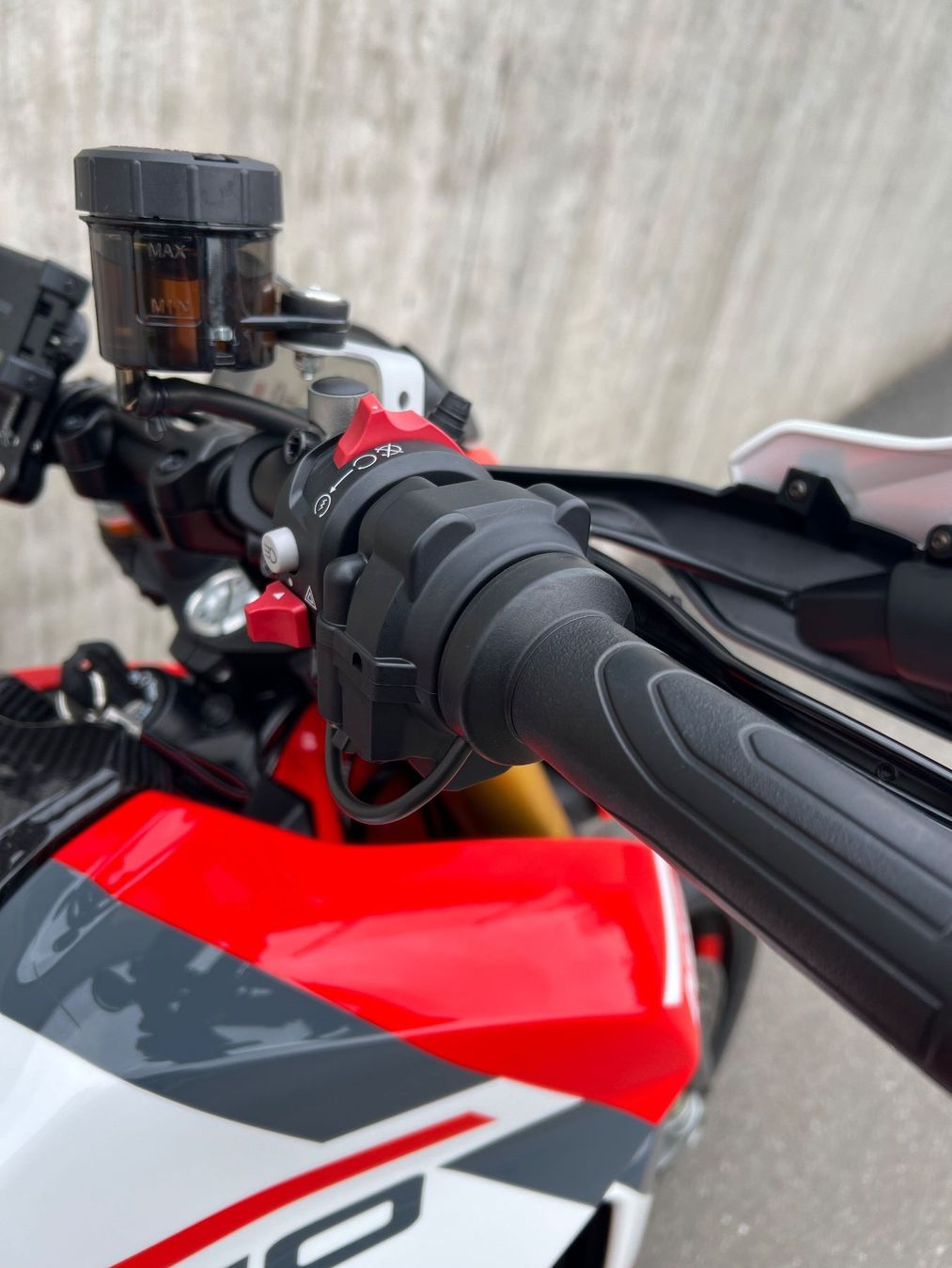Ducati Strasse: Ducati Hypermotard 950 SP – Gebraucht aus Würenlingen von SaulGoodman1 8