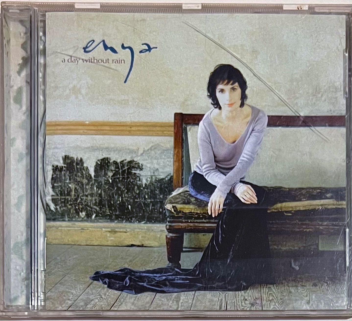 CDs: Enya – A Day Without Rain – Gebraucht aus Martigny von jereq