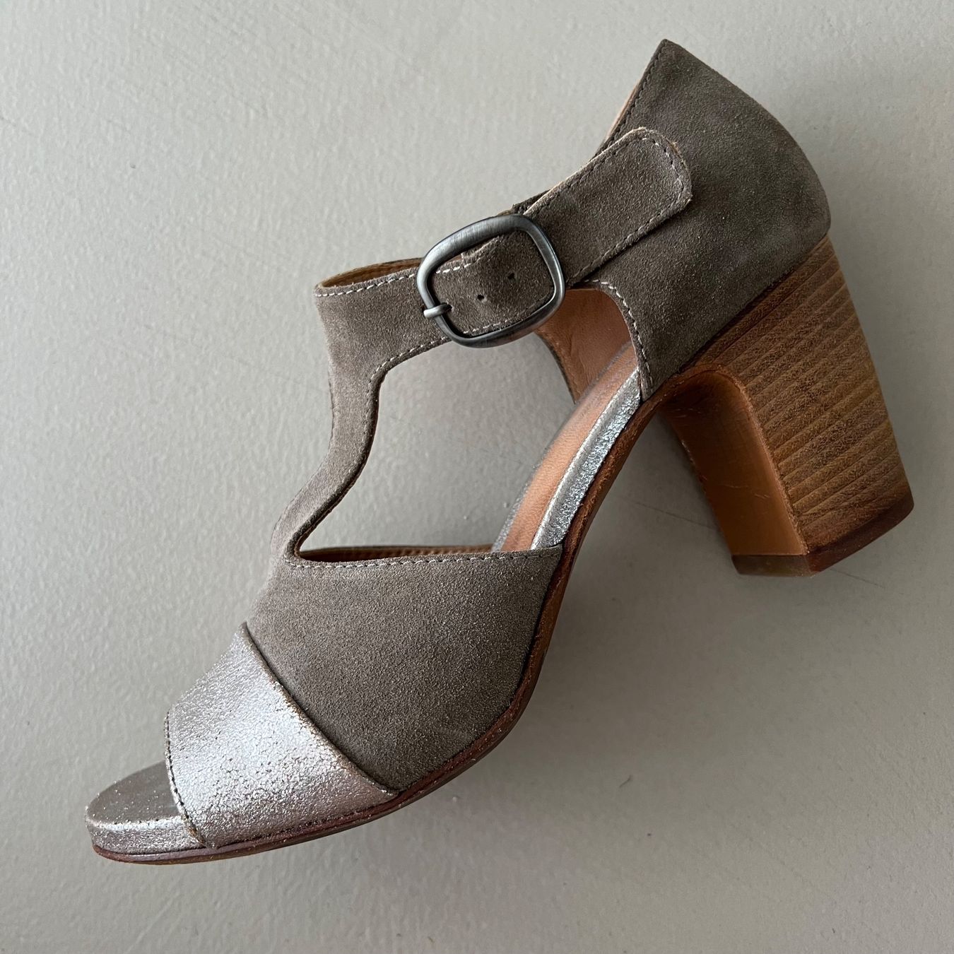 Damenschuhe: GIANLUCA TOMBOLINI Leder Sandalen – Gebraucht aus zürich von vintage12