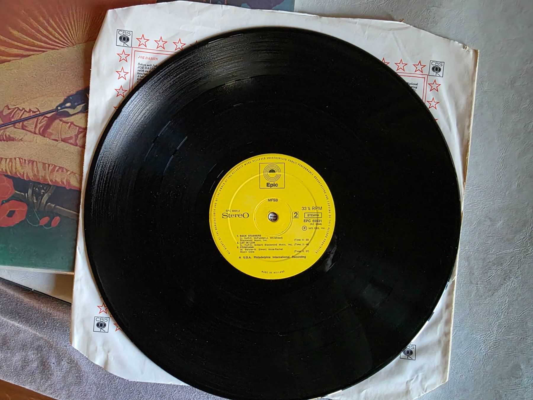 Dischi in vinile: LP: MFSB - Freddie's Dead Back Sabbers - Epic 65531 – Usato da Walterswil BE venduto da Lonitti 7
