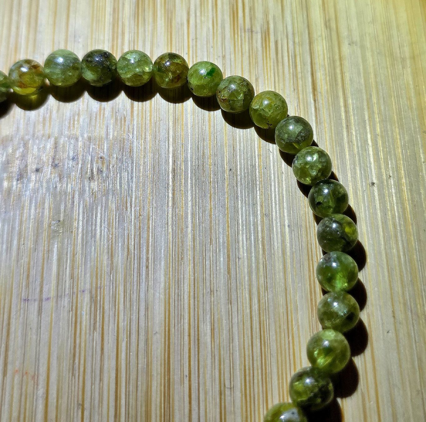 Minerali & Pietre curative: HQ Peridot Armband 5mm – Nuovo e nell'imballaggio originale da Matzingen venduto da Shay_Crystalz 1
