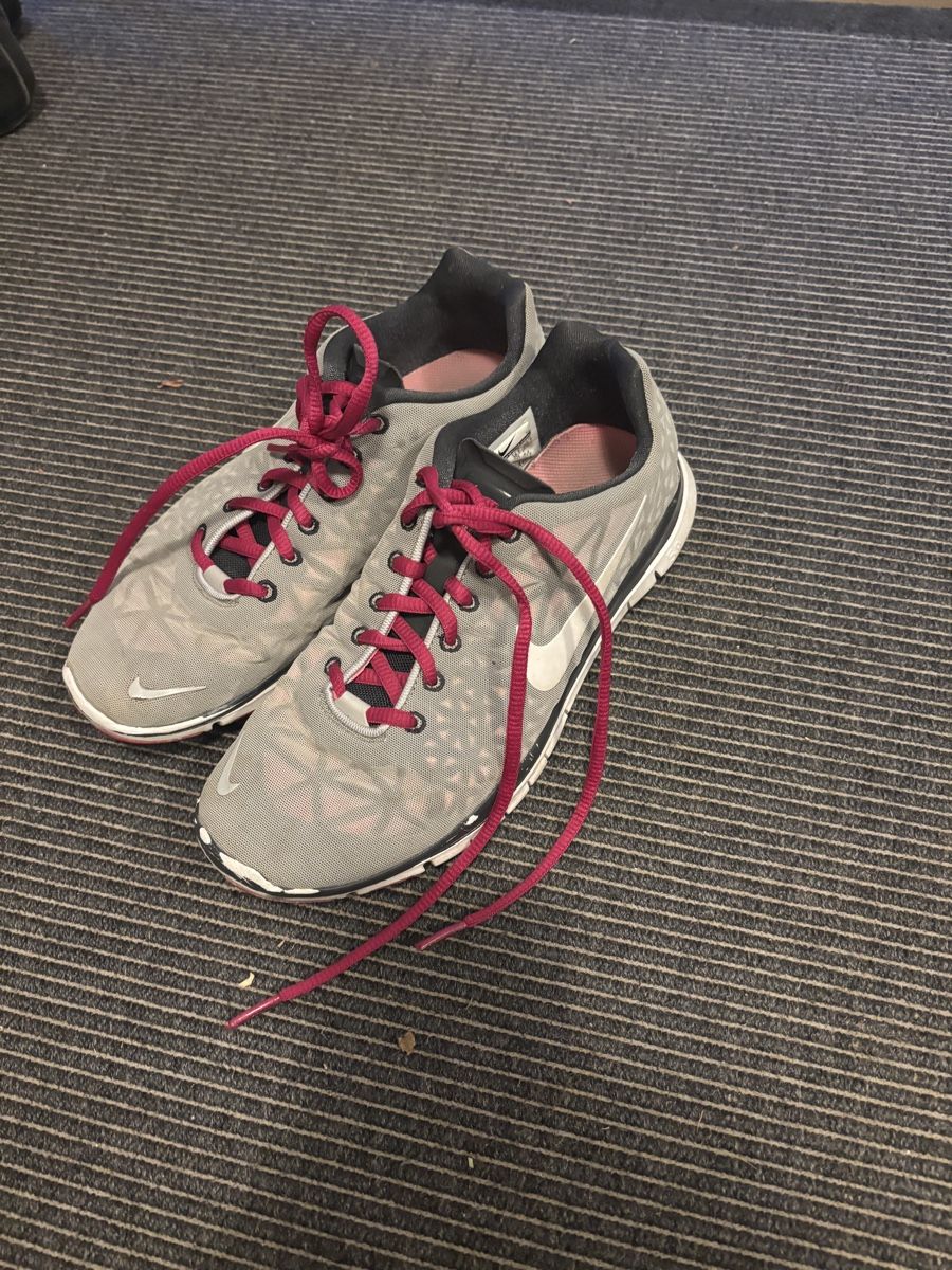 Nike Scarpe da donna: Nike Free TR Fit 3 38.5 – Usato da Bern venduto da ech_2shv
