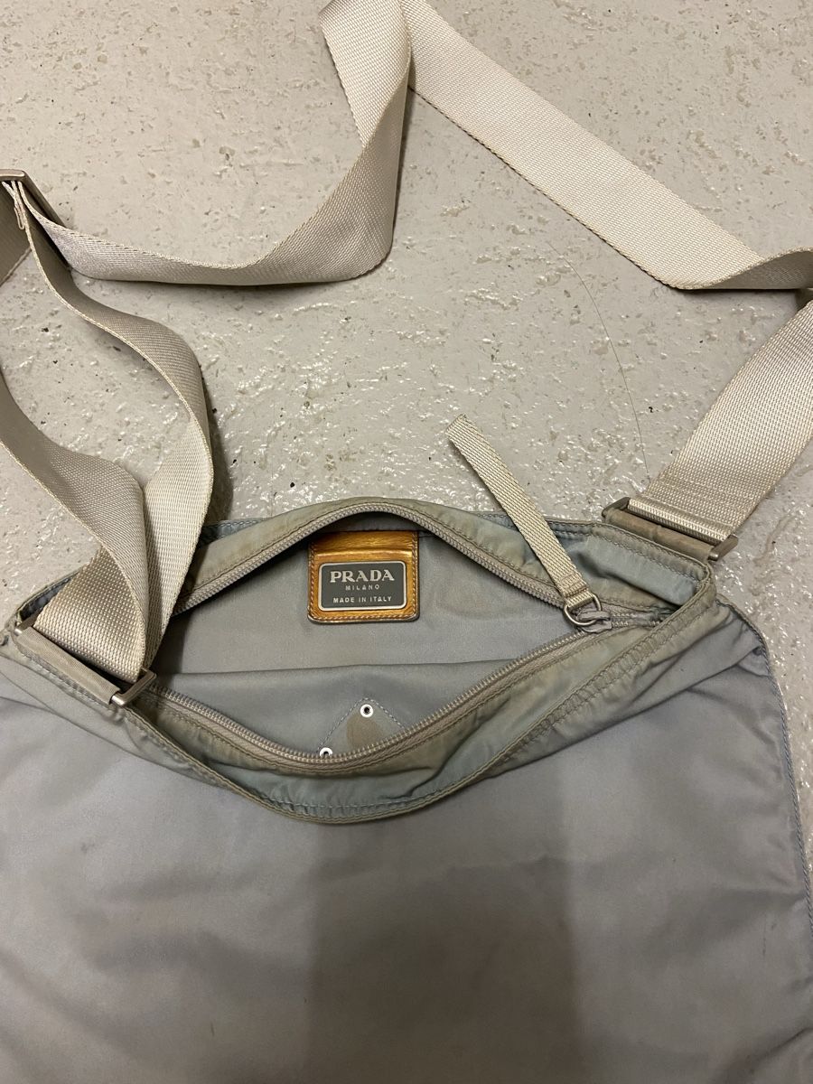 Prada Borse: Prada Schultertasche – Usato da Wimmis venduto da keitaa.4 2