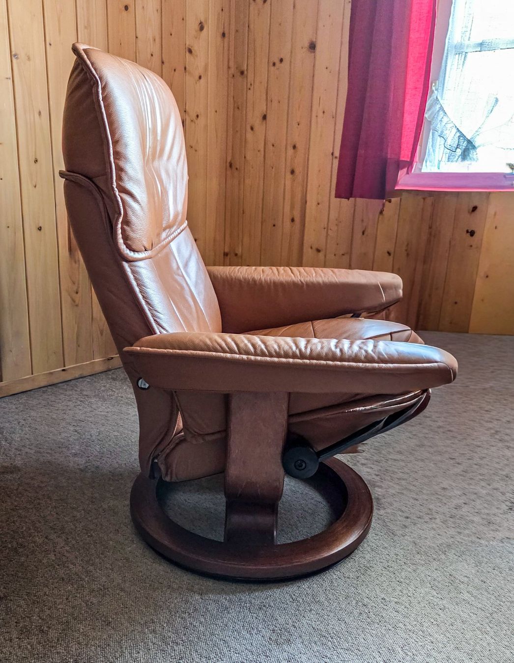 Stressless Poltrone: Stressless-Stuhl mit Hocker – Usato da Berneck venduto da 2vulkan55 2