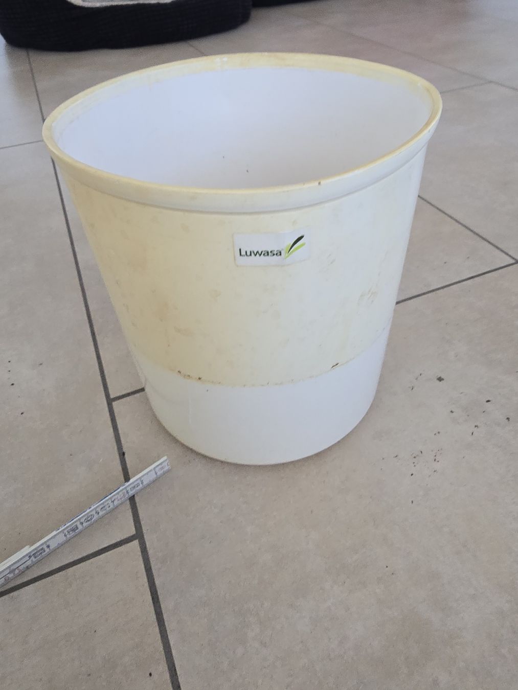 Pots de fleurs: Luwasa Blumentopf – D'occasion à Rickenbach b. Wil par Kth_v8