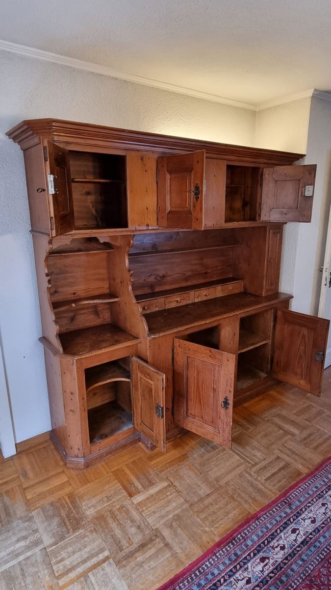 Credenze: Grosser Bauernschrank – Usato da Wohlen AG venduto da Baboom 3