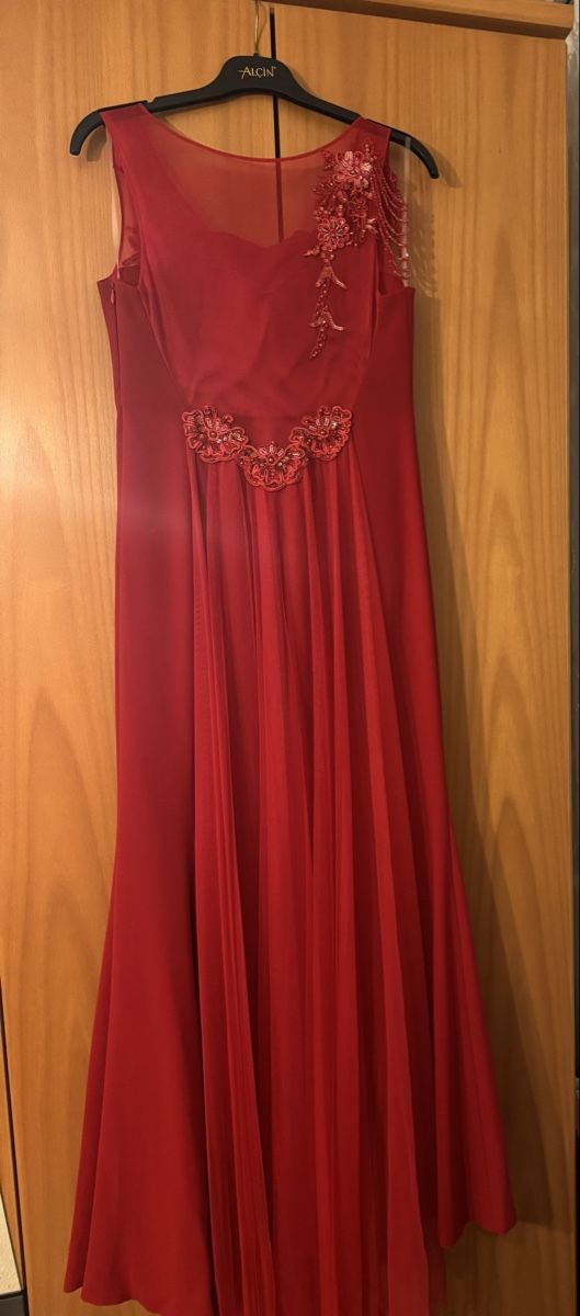 Kleider: Abendkleid – Neu (gemäss Beschreibung) aus Wetzikon ZH von sil_gxd6 3