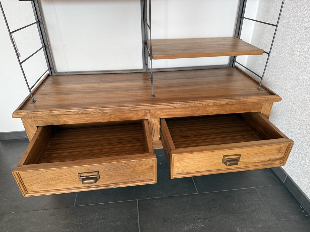 Étagères: Freistehendes Regal – D'occasion à Chur par pet_q7kd 4