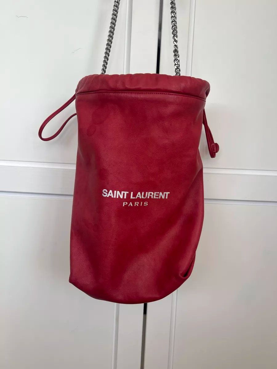 Saint Laurent Borse da donna: Saint Laurent  Teddy Bucket Bag – Usato da Muri b. Bern venduto da michellew23