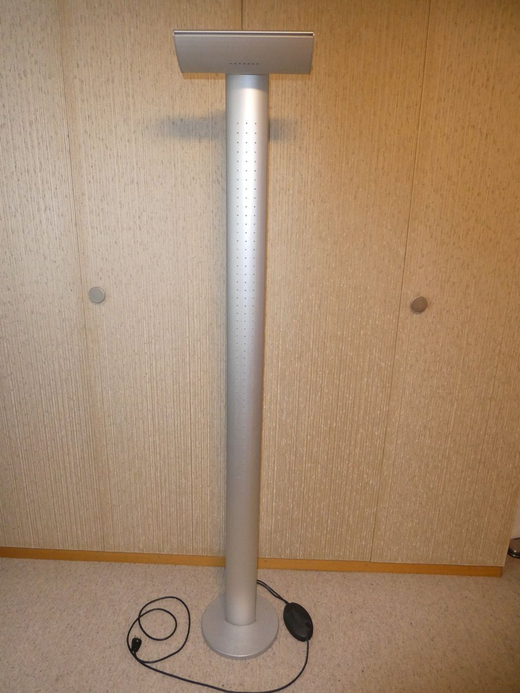 Lampade: Stehlampe Leuchte Optelma Suisse 7559 – Usato da Tann venduto da Charly65