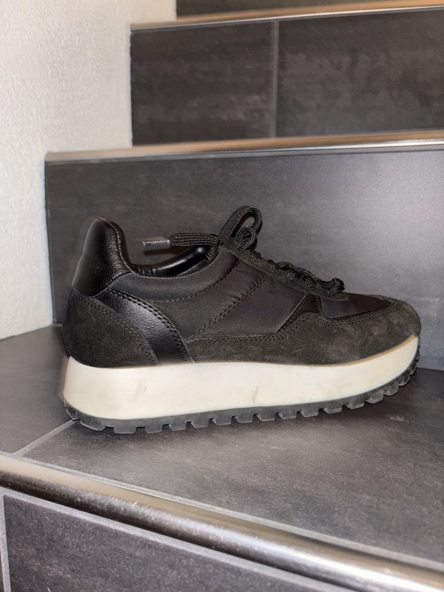 Zara Herrenschuhe: Schwarze Sneakers, Grösse 38 – Gebraucht aus Wabern von est_jw6s 4