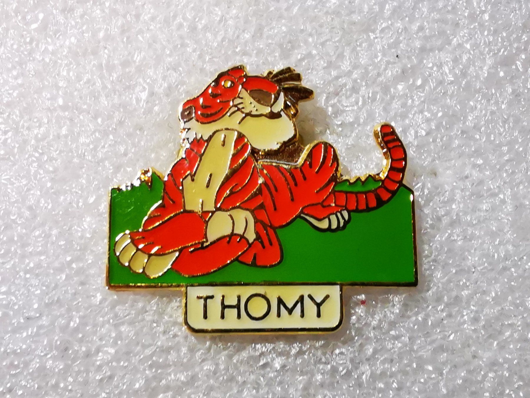Placchette & Badge: Ansteckpin 36: Thomy – Usato da Oppligen venduto da Pin-Fall-Shop