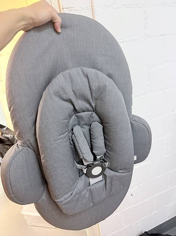 Chaises hautes: Stokke Babysitz – Neuf avec emballage d'origine à Neuenhof par shk_2lpr