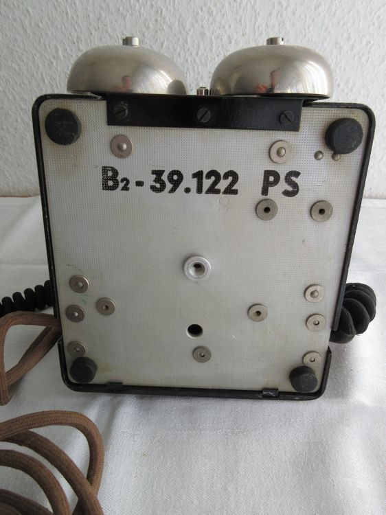 Altes Tischtelefon, sehr dekorativ! 6