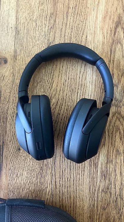 Kopfhörer: Sony WH-1000XM4 – Gebraucht aus Bern von Baumwall 1