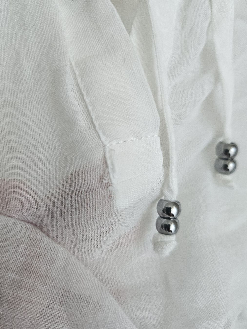 Marc Cain Chemisiers: Marc Cain Bluse weiss gr.38/40  – D'occasion à Allschwil par na.wi.90 1