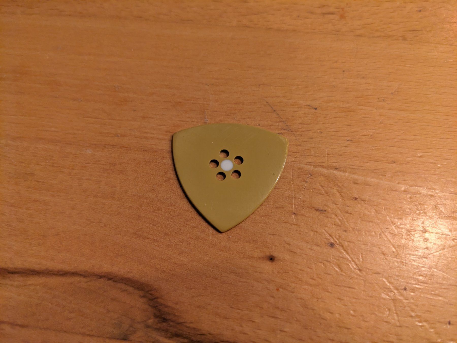 Musikinstrumente: LukaPlectrums - Torlon - Triangular - 1.0 mm – Neu (gemäss Beschreibung) aus Ostermundigen von HKCoreblade