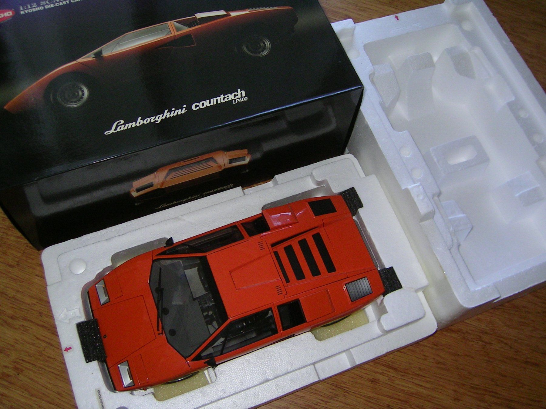 Kyosho Modellautos: Lamborghini Countach LP400 Kyosho orange 1:12 – Gebraucht aus Schwarzenbach SG von Forky