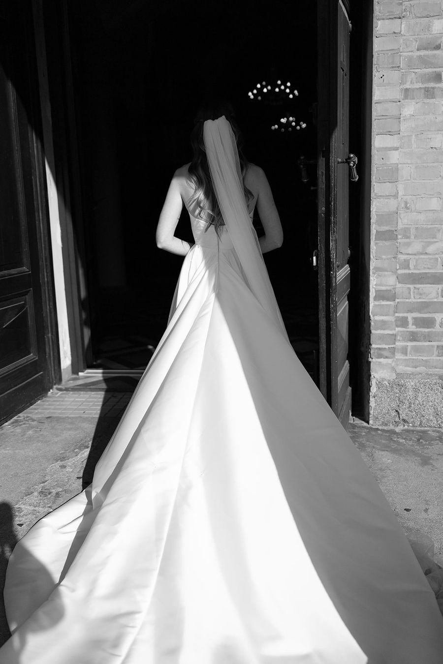 Kleider: Couture Brautkleid | Kathedralschleppe | Gr. 36 – Gebraucht aus Oberrieden von zuz_2y92 5