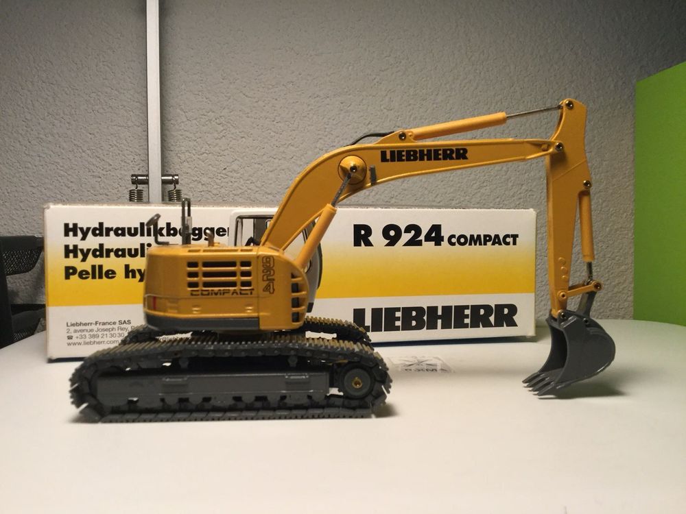 Liebherr R924 Raupenbagger 1:50 Conrad | Kaufen auf Ricardo