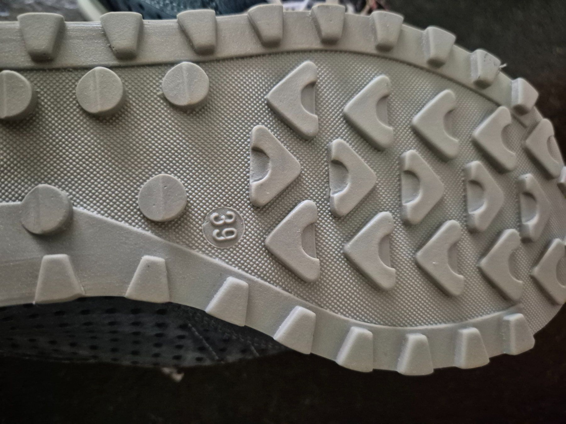 Scarpe da donna: Cetti Sneaker Damen 39 neu – Nuovo (secondo la descrizione) da Zug venduto da Christina.M9 7