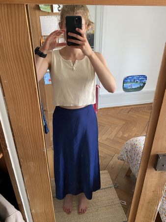 New Uniqlo Navy Blue Satin Maxi Skirt Size S 