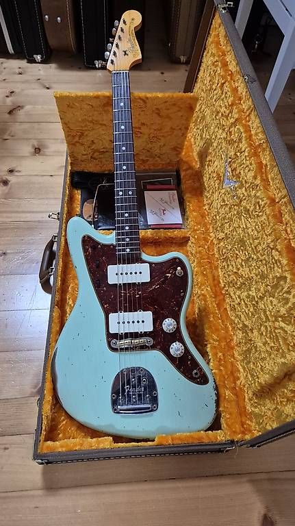 Fender Strumenti musicali: 2020 Fender Custom Shop 65' Jazzmaster – Usato da Frauenfeld venduto da Denny_Cook