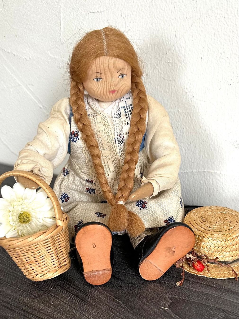 Bambole: Vintage Stoff Trachtenpuppe Typ Sasha – Usato da Zürich venduto da brazerola 2