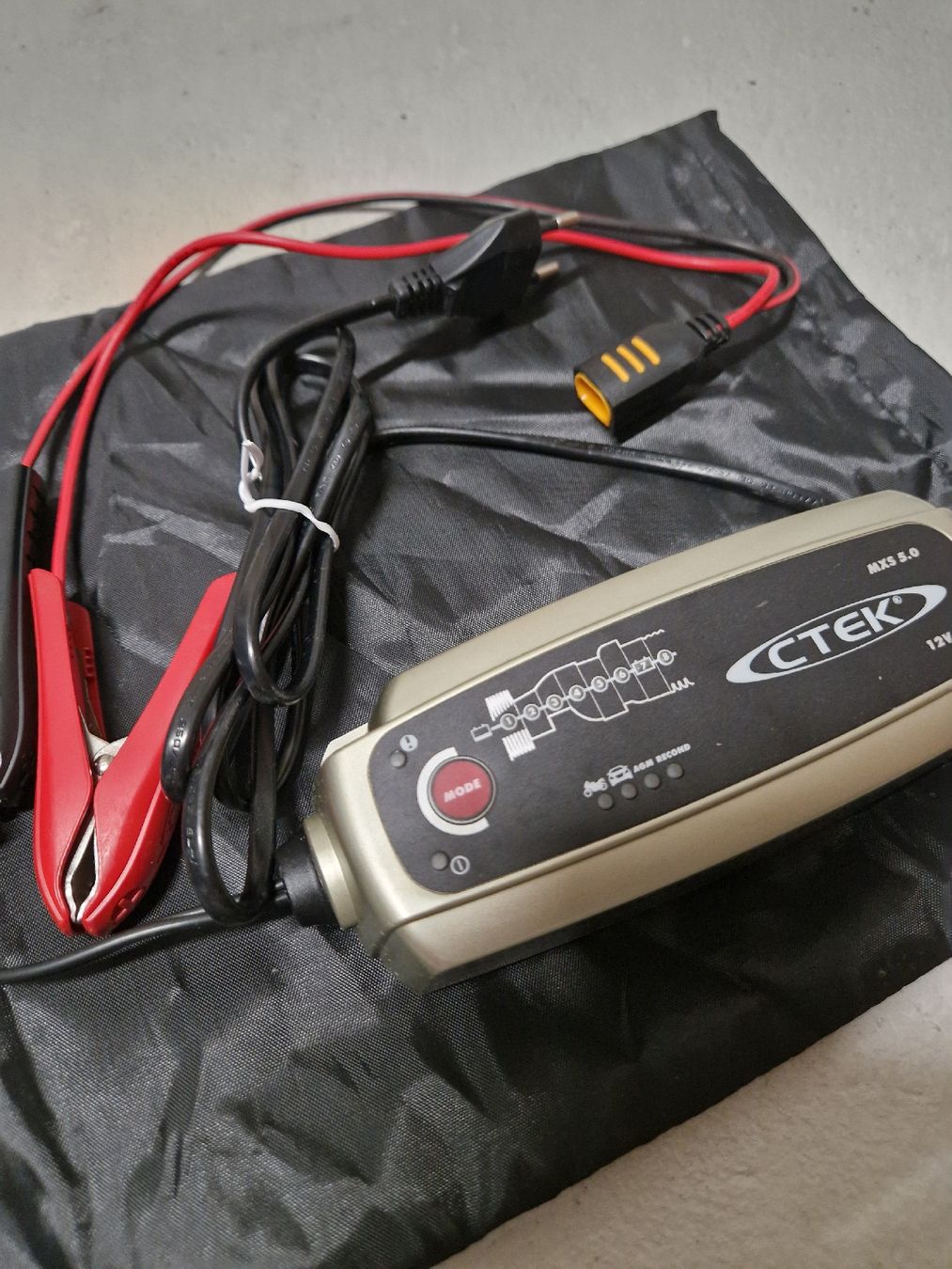 Ctek Chargeurs de batterie: CTEK MXS 5.0 Battery Charger CH-Version – Neuf (Voir description) à Ormalingen par duftladen