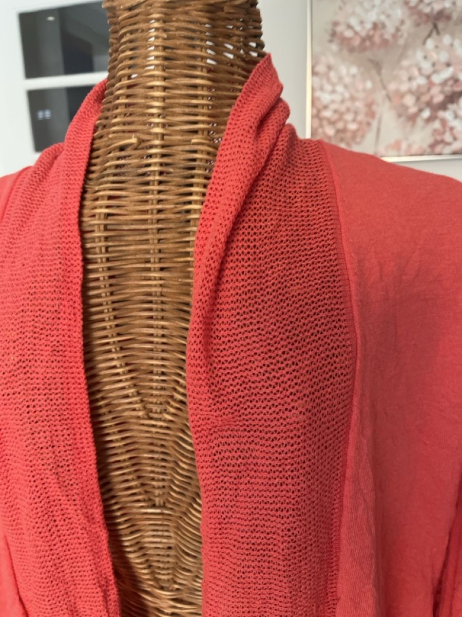 Nile Giacche: Jäggli Nile, mit Strickdetails, Korall, L – Usato da Solothurn venduto da Bobesch08 1