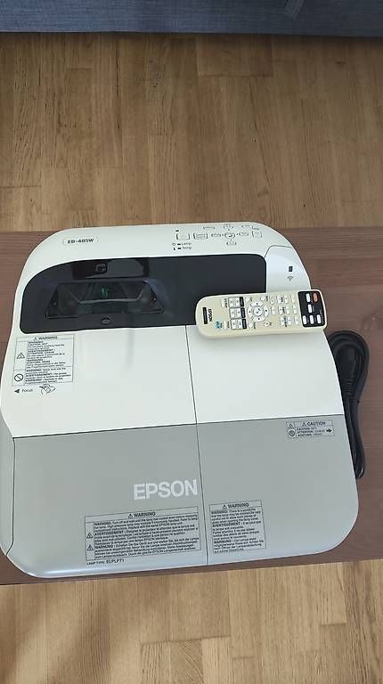 Proiettori: Epson EB-485W Projektor – Usato da Murten venduto da rcobi