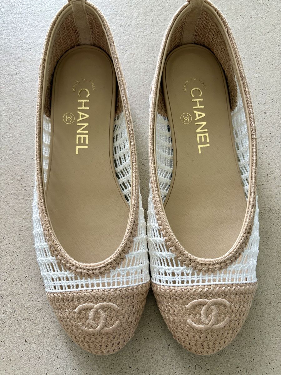 Chanel Scarpe da donna: Chanel ballerines Raffia size 37 – Nuovo (secondo la descrizione) da Cologny venduto da sab_xh7v