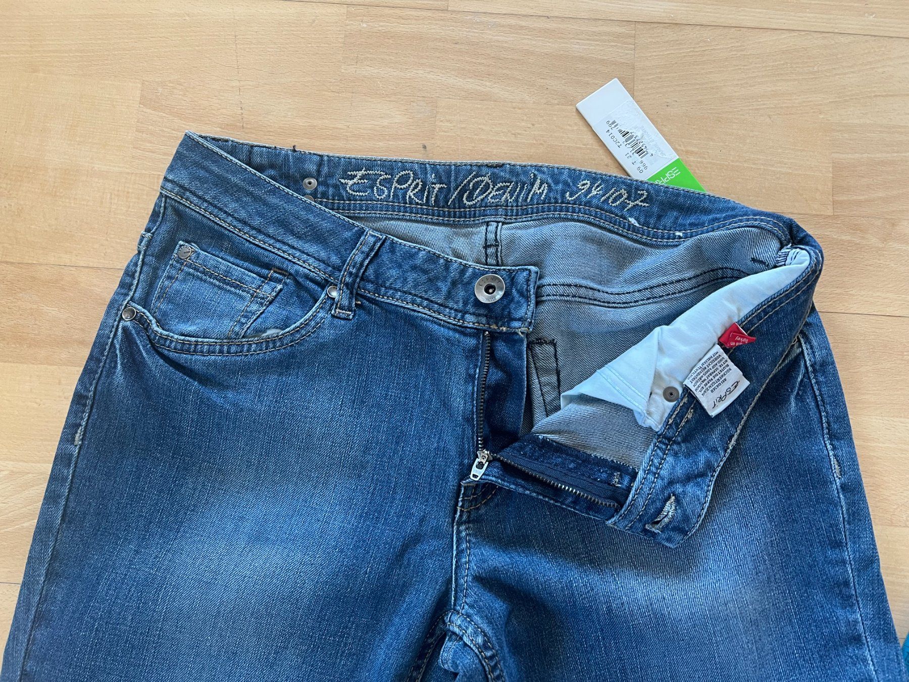 Esprit Jeans: ESPRIT Jeans Hose, Gr. W31/L32, NEU – Neu und originalverpackt aus Worb von farben20zauber 4