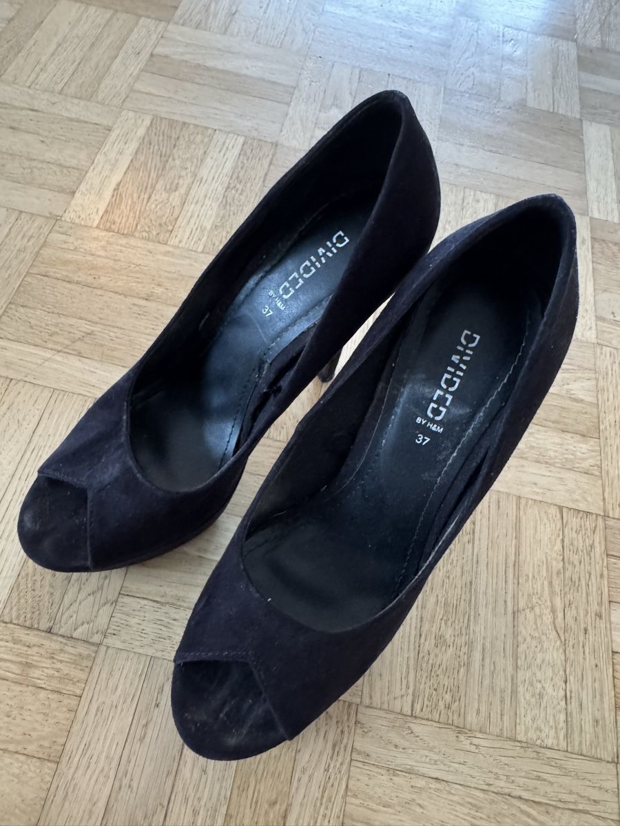 Scarpe da donna: Damenschuhe Paket Gr. 37 div. Marken – Usato da Zürich venduto da Kia78 2