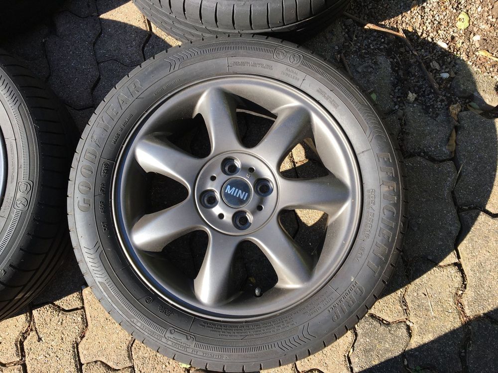 Mini Cooper S R56 Alufelgen (4 Stück) mit Sommerreifen Kaufen auf Ricardo