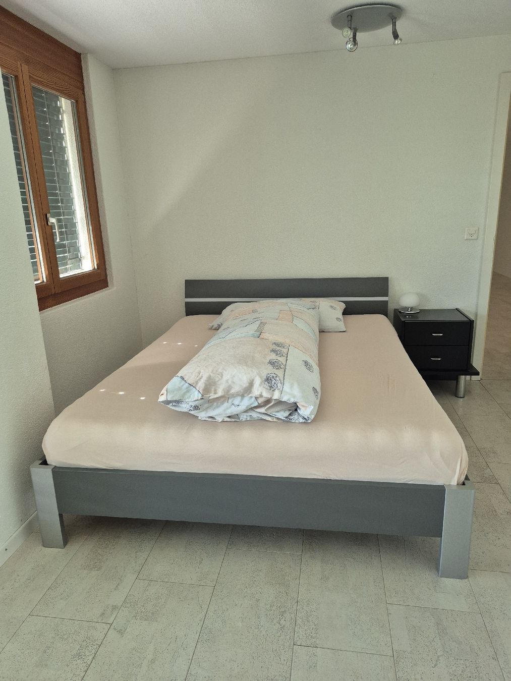 Lits: Bett – D'occasion à Büttikon AG par mon_qvs9