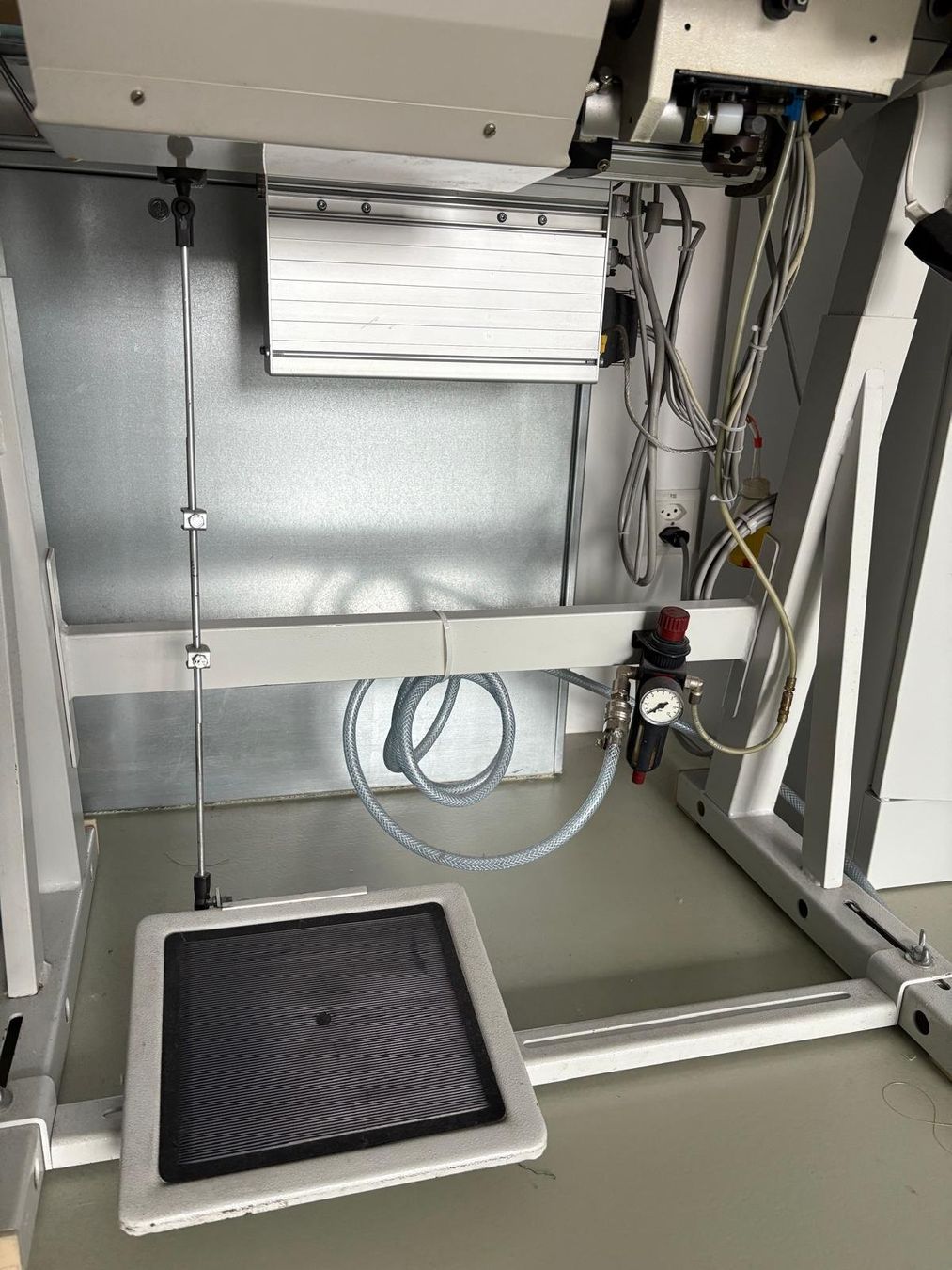 Pfaff Nähmaschinen: PFAFF 591 Nähmaschine – Gebraucht aus Gampel von topper 5