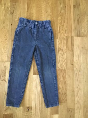 Cord Hose, Gr. 116-122, Top Zustand!