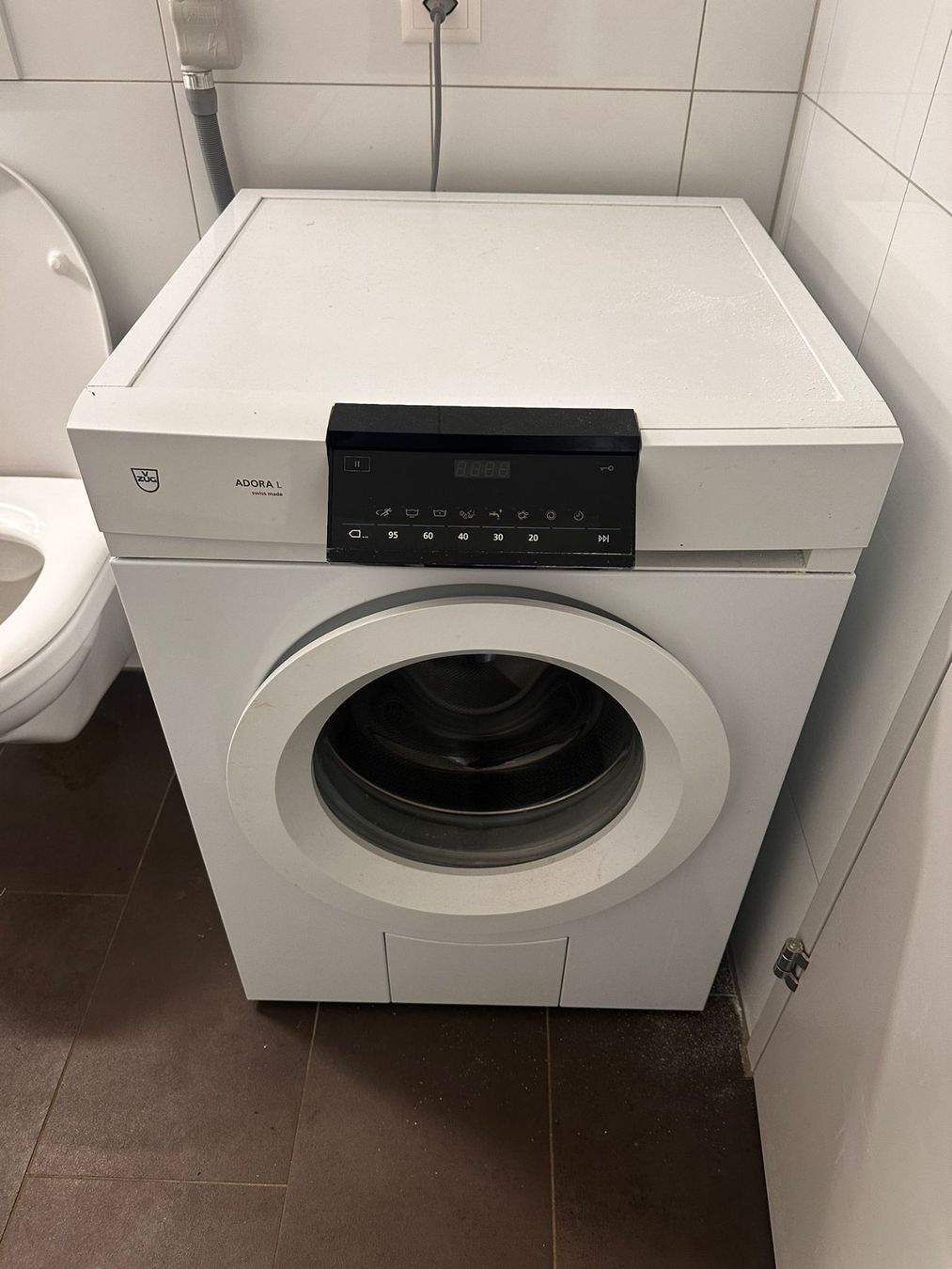 V-Zug Lavatrici: V-ZUG Adora L Waschmaschine - 2019 – Usato da Würenlos venduto da Pae_g