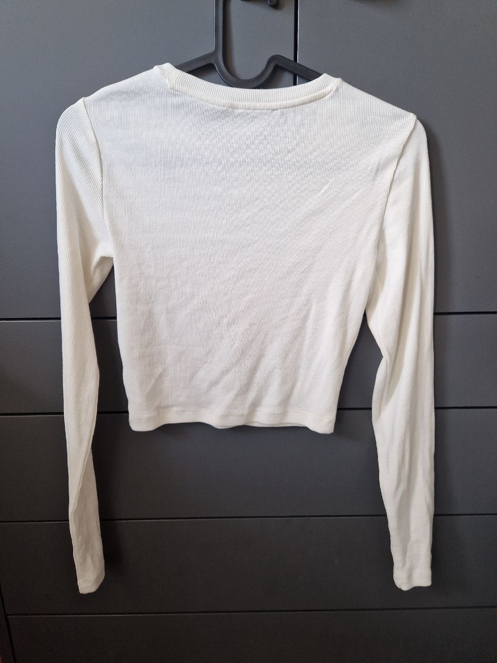 Pullover & Sweatshirts: Croped Langarmshirt weiss Gr. XS – Neu (gemäss Beschreibung) aus Frauenkappelen von sarahgygax_ 1