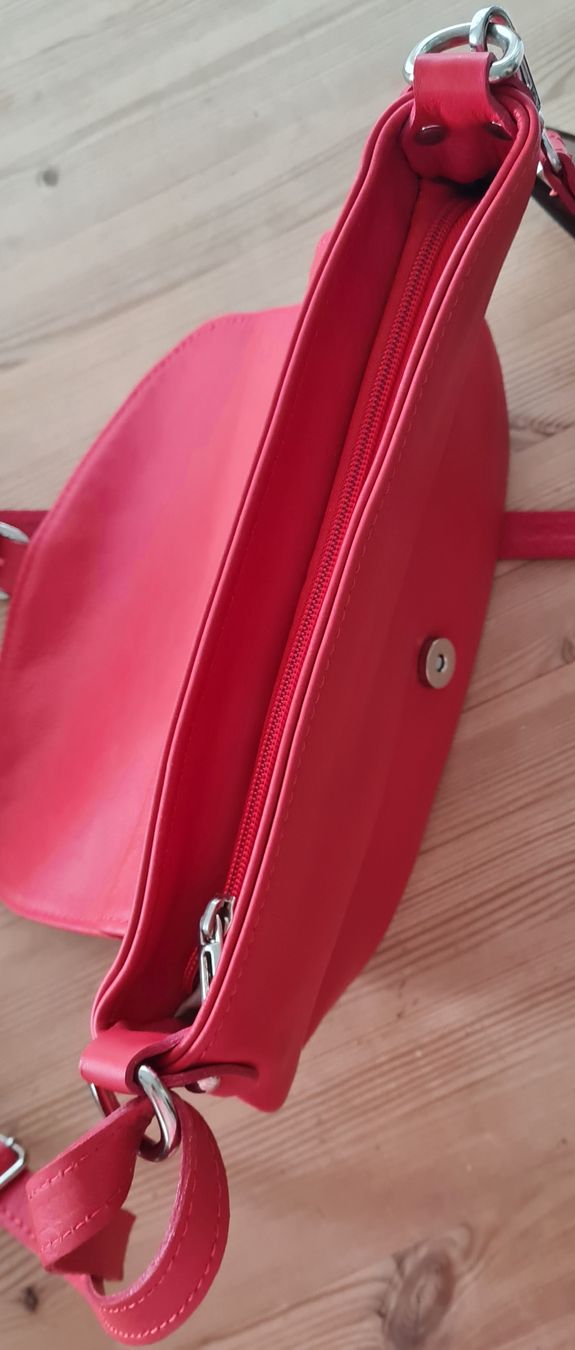 Borse: Hübsche Ledertasche in schönem Rot – Usato da Beinwil Freiamt venduto da tafa8 2