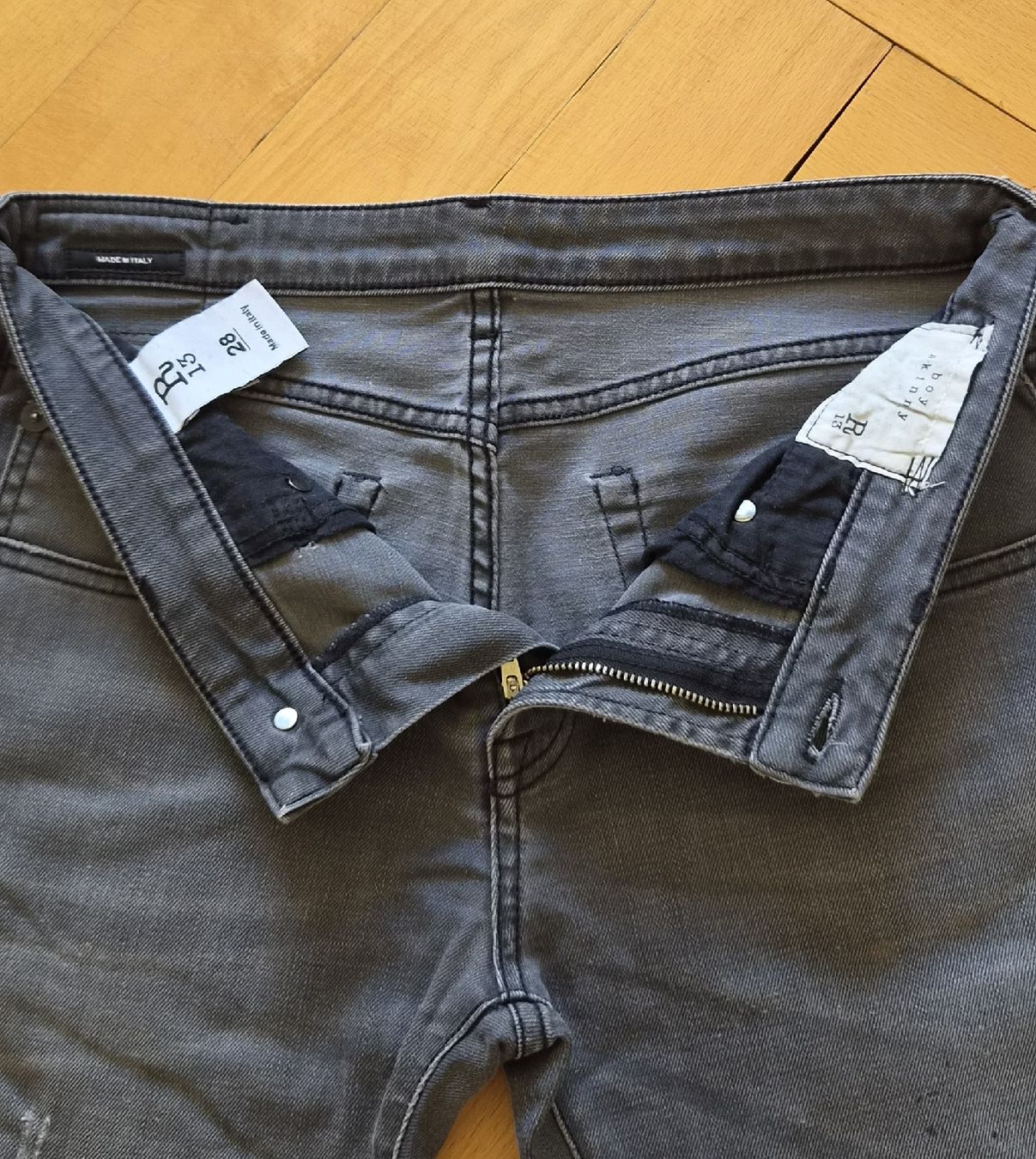 Jeans: R13 - jean slim ankle – Usato da La Chaux-de-Fonds venduto da VenexiaStevenson 2