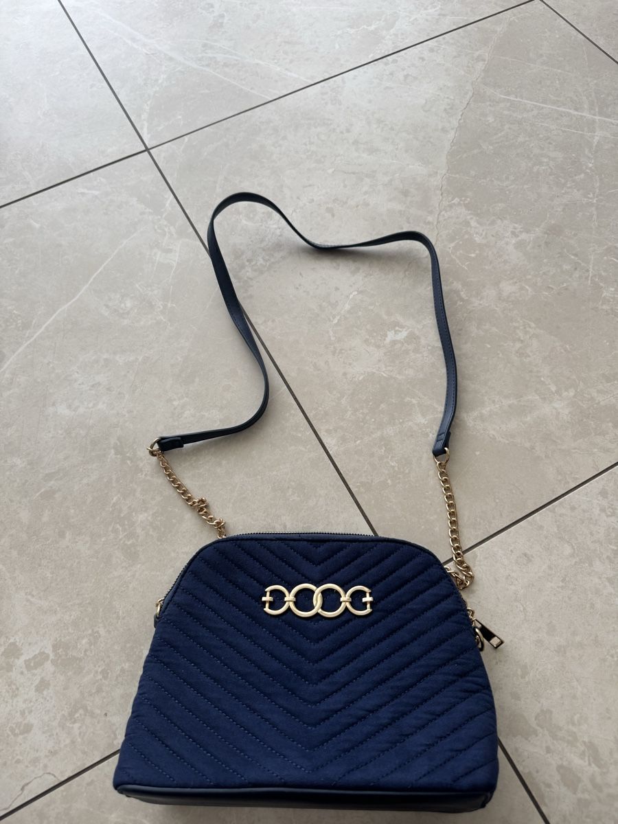 Borse da donna: Damen Handtasche blau mit Goldkette – Nuovo (secondo la descrizione) da Bellmund venduto da HAV2020 1
