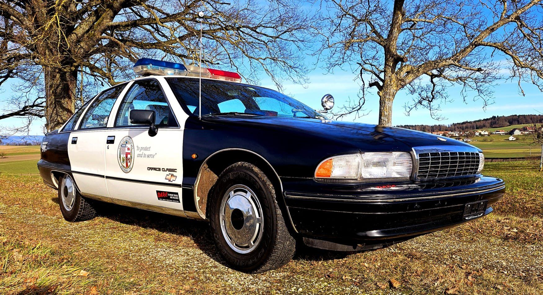 Chevrolet Automobili: CHEVROLET Caprice 5.0 Classic ABS Polizeiauto LAPD – Usato da Cressier FR venduto da Rzmstar