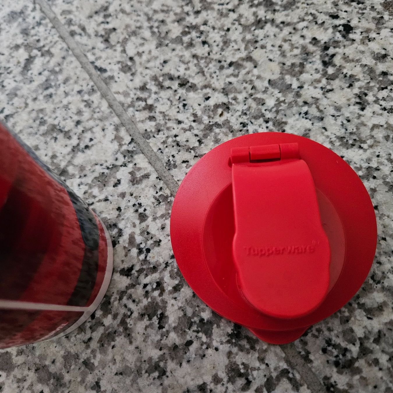 Tupperware Tazze: Spiderman Tupperware Trinkbecher, 2Stück Top! – Usato da Embrach venduto da Lilly2021 2