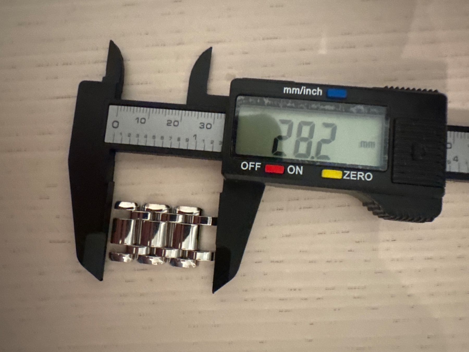 Altri accessori per orologi: 3 extra links for Longines watch bracelet – Usato da Zürich venduto da 613_g8jy 6