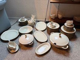 Service mit Goldrand 12-teilig