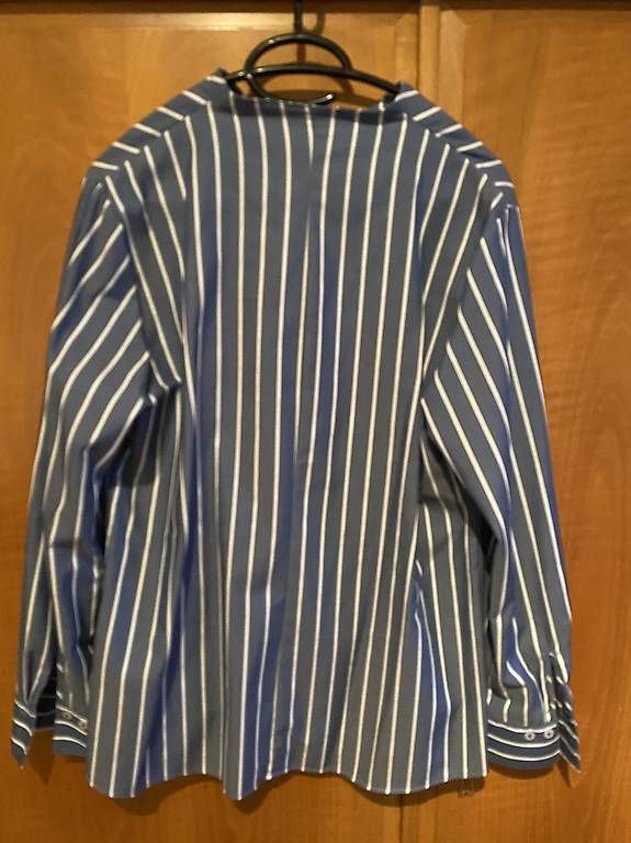 Walbusch Camicette: Bluse von Walbusch Extraglatt - Gr 42 – Usato da Bern venduto da Haerzix 1