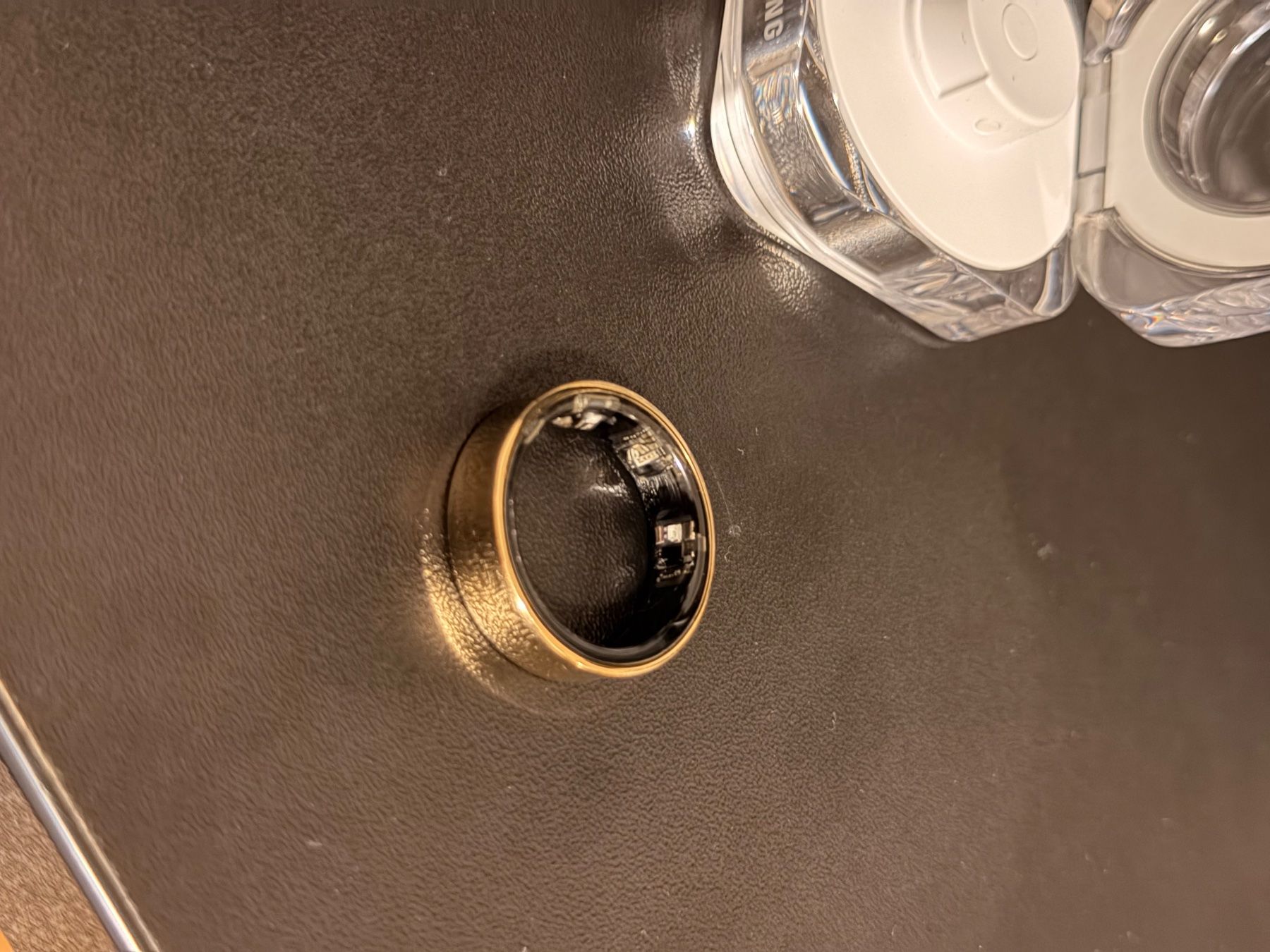 Anelli: Samsung Galaxy Ring titanium gold und große 12 – Usato da Dällikon venduto da YOTECH 6