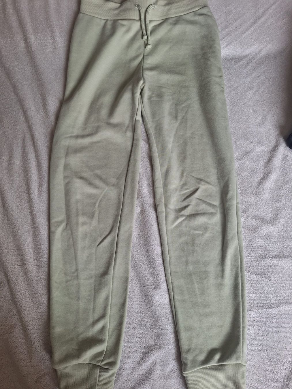 Lots de vêtements: Sport / Jogging-Anzug "S" – D'occasion à Embrach par Alian1 2